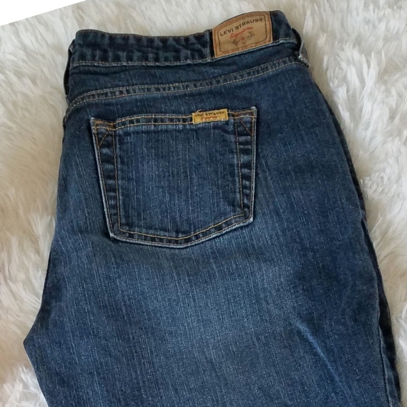 ❗❎SOLD!❎❗Levis Low Rise Bootcut Womens jeans Size 10 - Picture 7 of 11